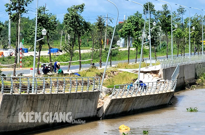 Bờ kè 80 tỷ đồng ở Giang Thành bi sạt lở: Do địa chất yếu cục bộ